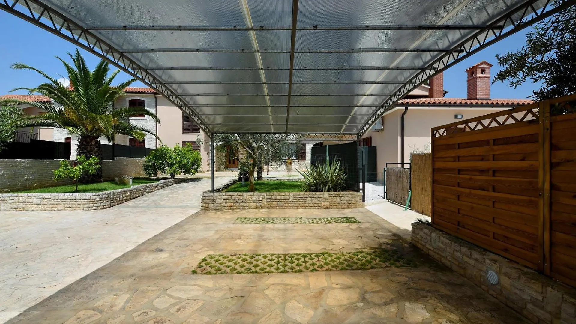 Дом отдыха Charmante Villa Lavanda Galizana